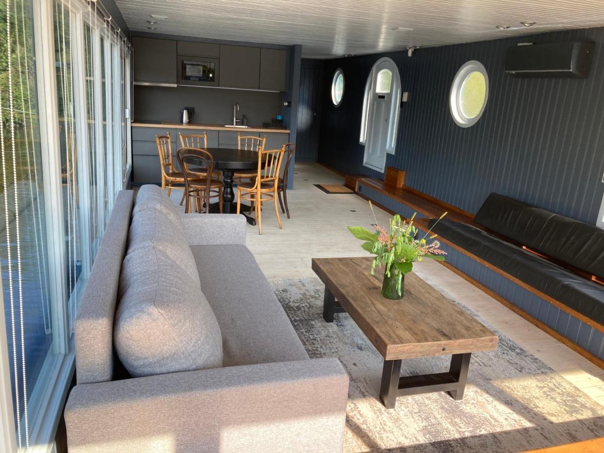 Houseboat - Best Place In Praga Esterno foto